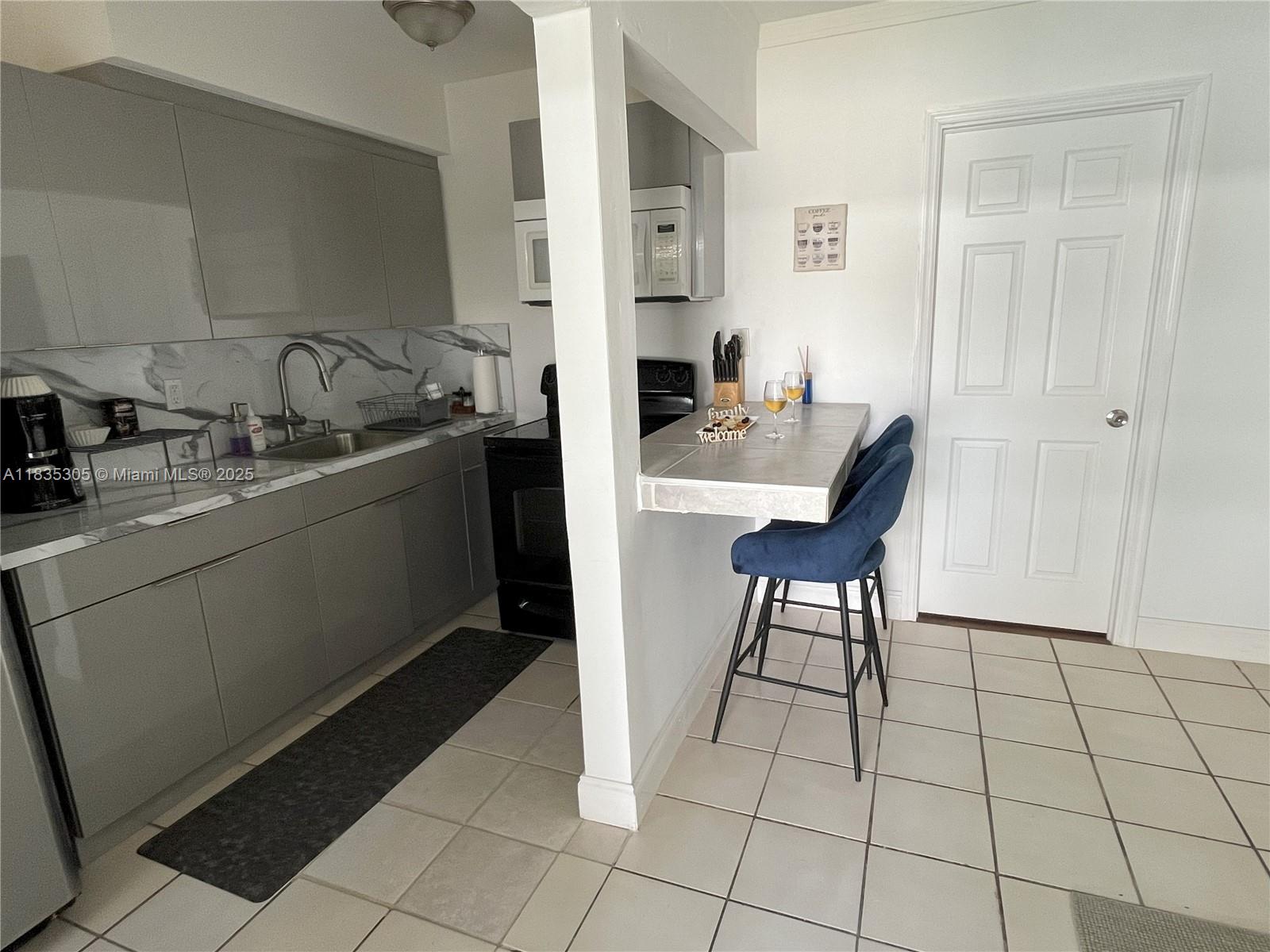 OAK GROVE - Residential Lease