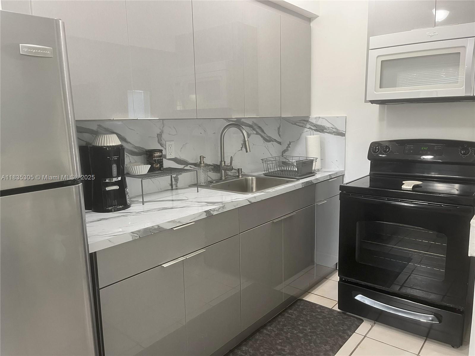 OAK GROVE - Residential Lease