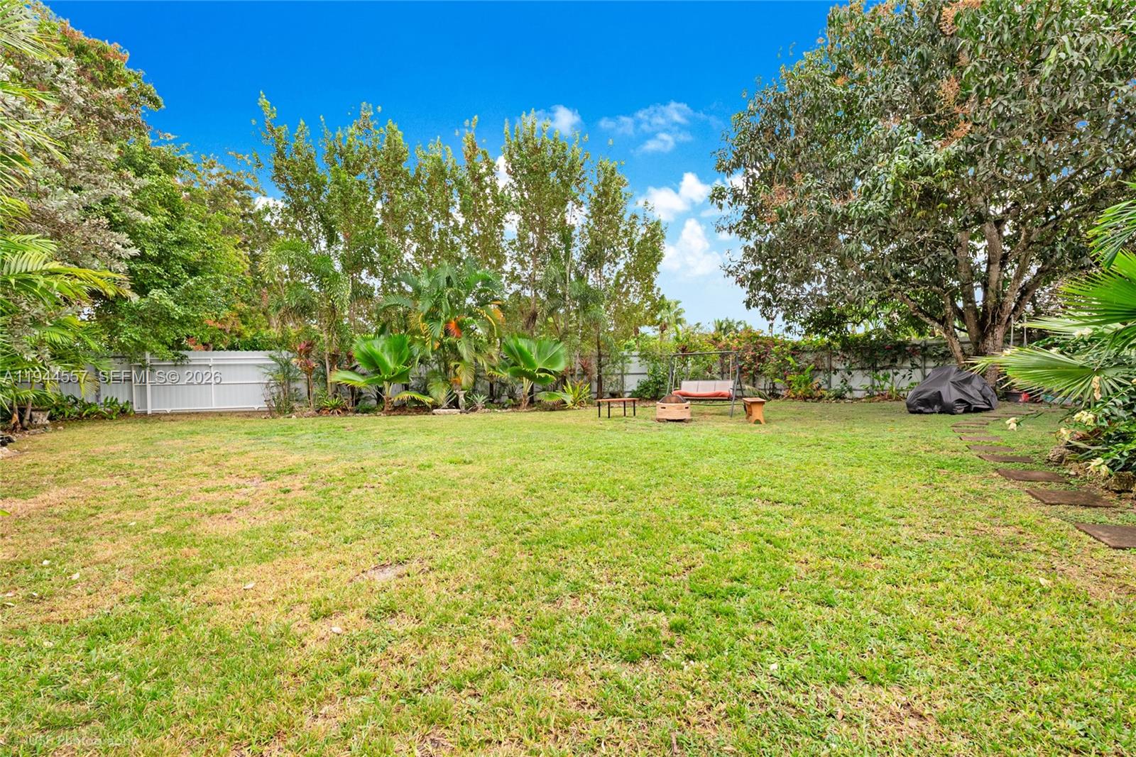 KENDALWOOD ESTATES - Residential