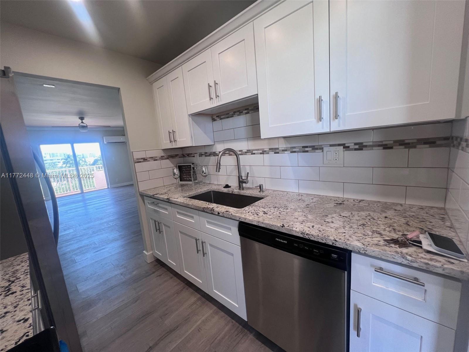 3201 NE 14th St Cswy 501