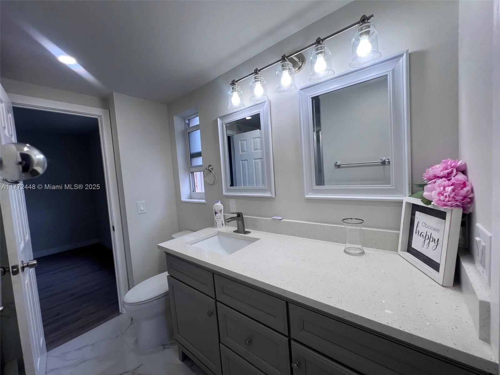 LEISURE SHORES CONDO - Residential