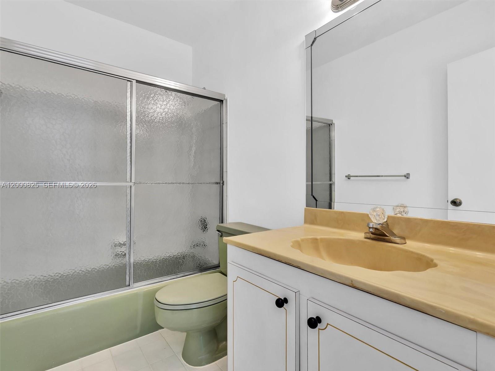 COUNTRY CLUB OF MIAMI - F - Residential