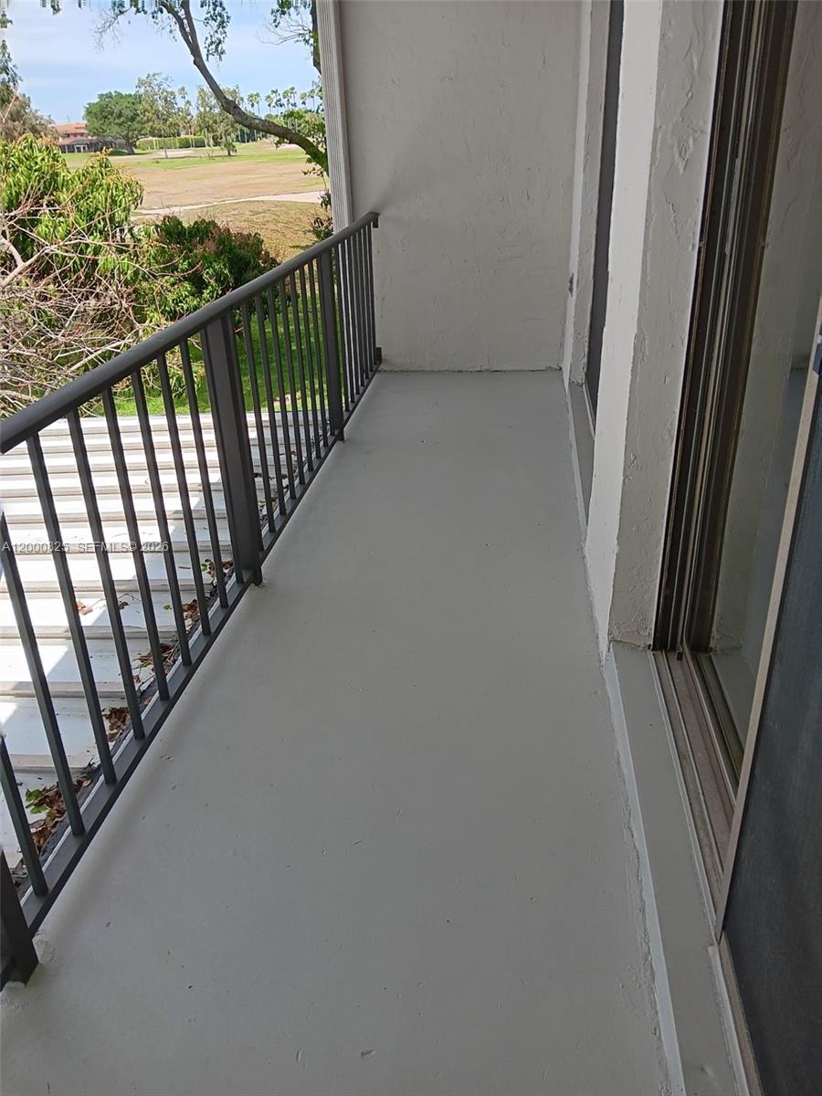 COUNTRY CLUB OF MIAMI - F - Residential