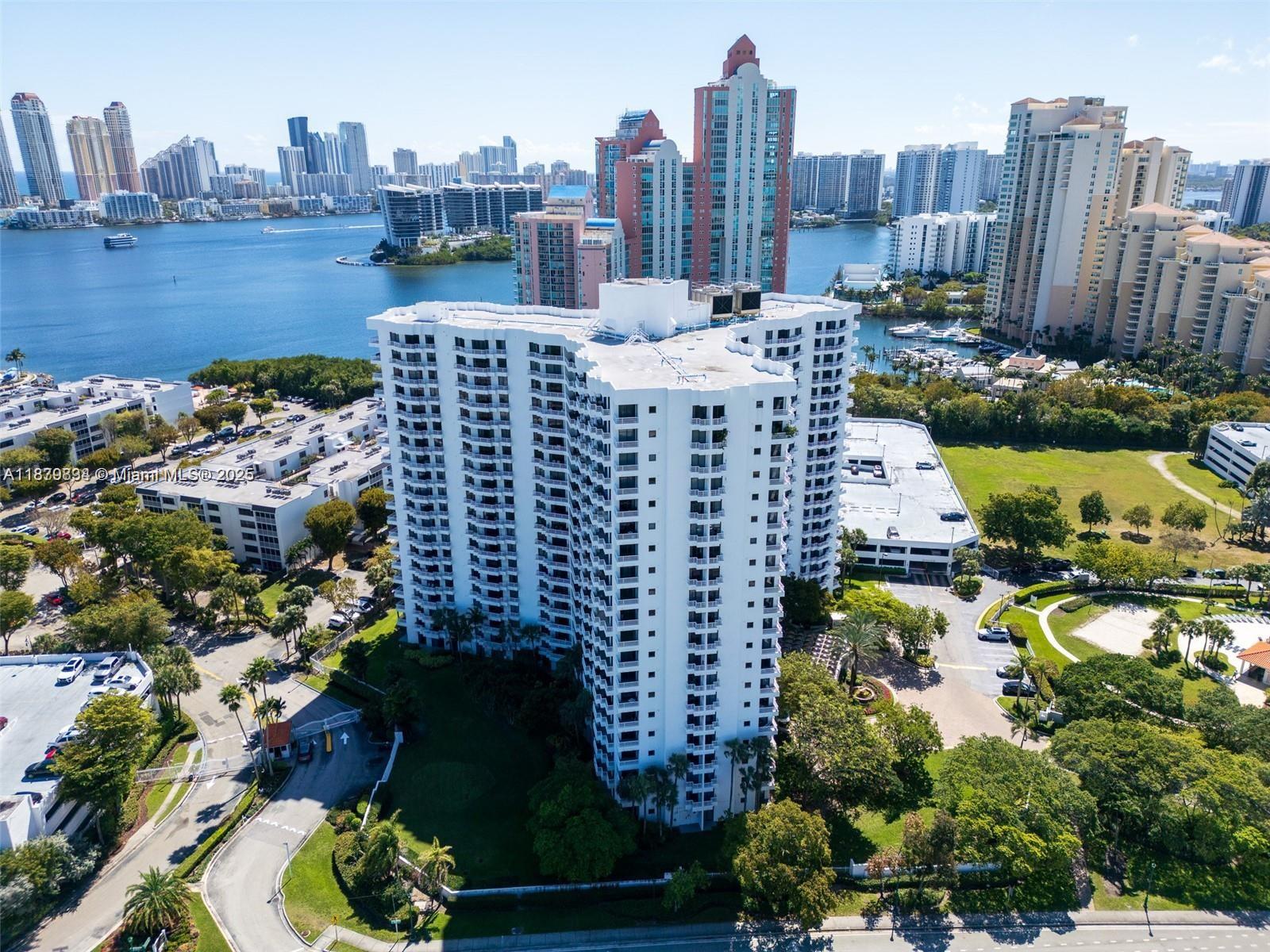 PARC CENTRAL AVENTURA SOU - Residential