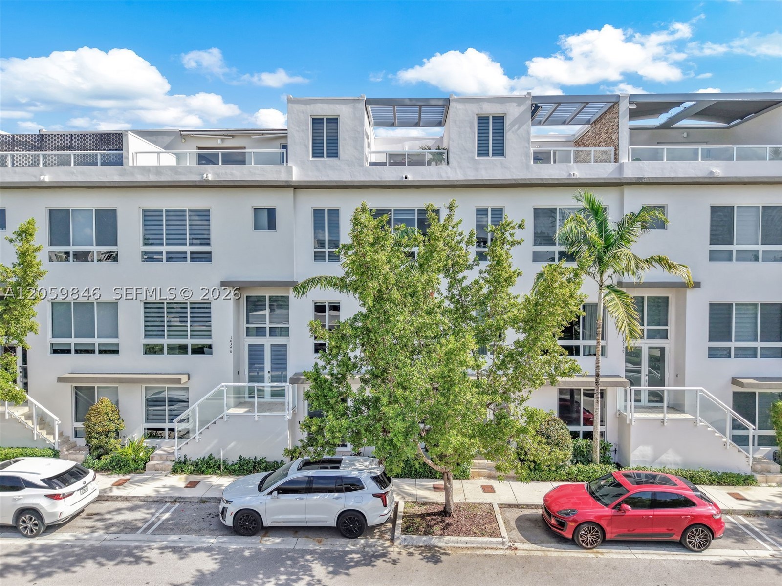 10350 NW 64th St