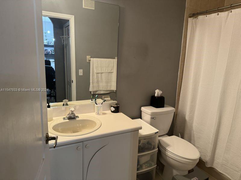 SHOMA HOMES AT COUNTRY CL - Residential