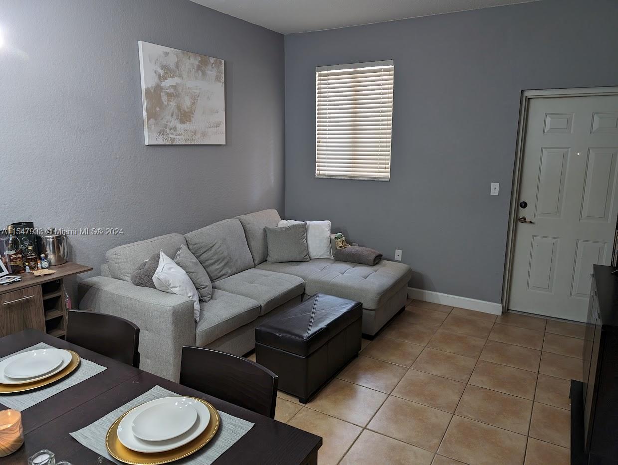 SHOMA HOMES AT COUNTRY CL - Residential
