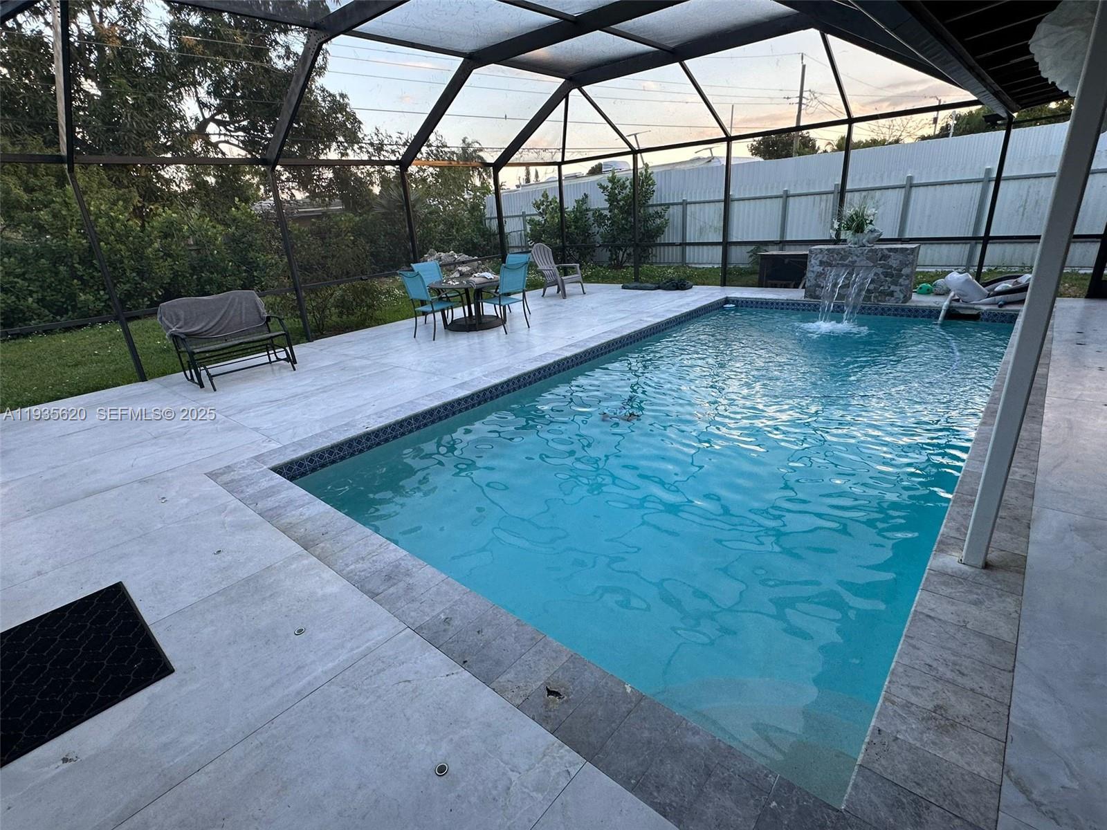 CUTLER RIDGE MANOR ESTATE - Residential