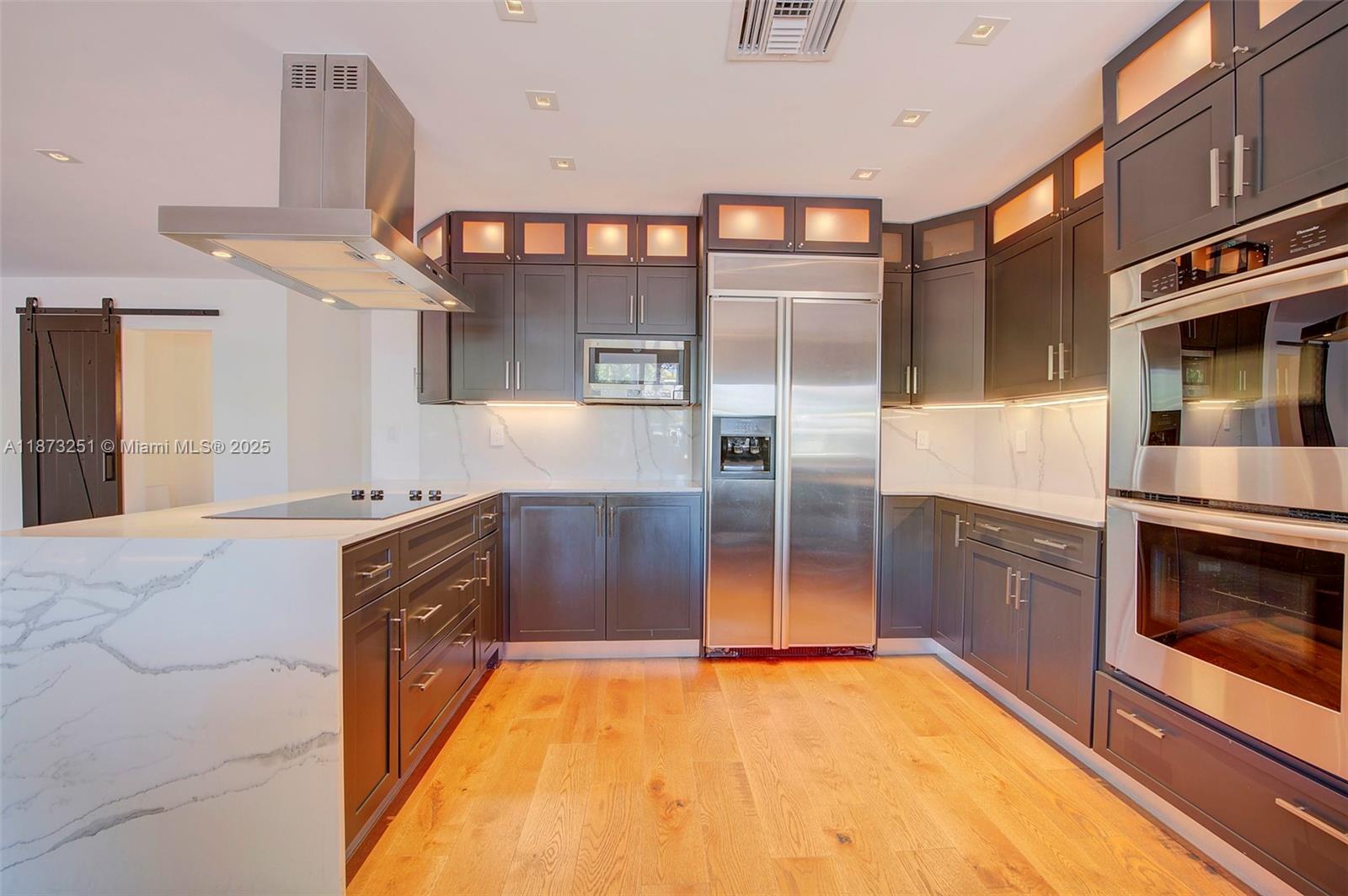 LANDINGS FIRST SEC - Residential Lease