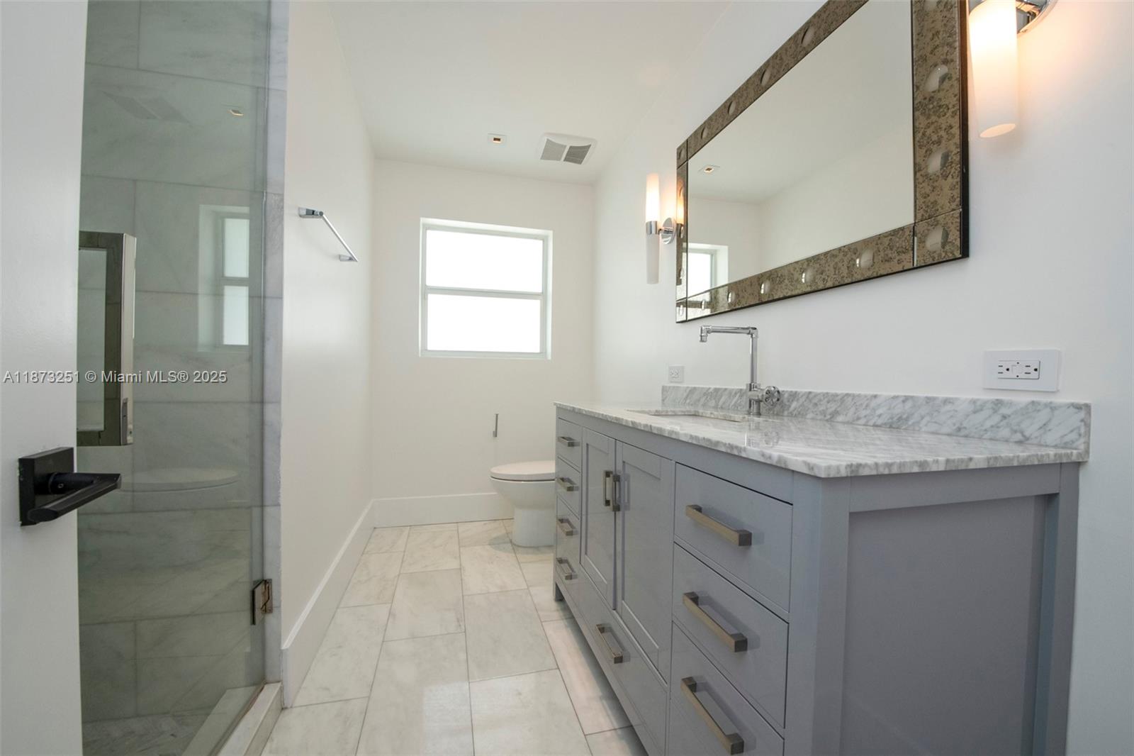 LANDINGS FIRST SEC - Residential Lease