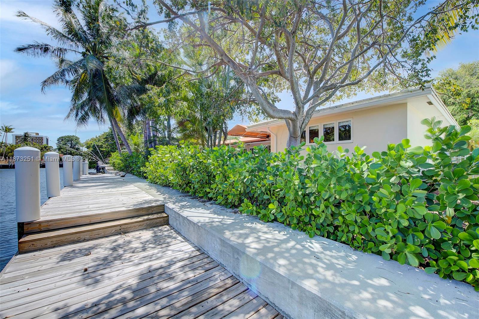 LANDINGS FIRST SEC - Residential Lease