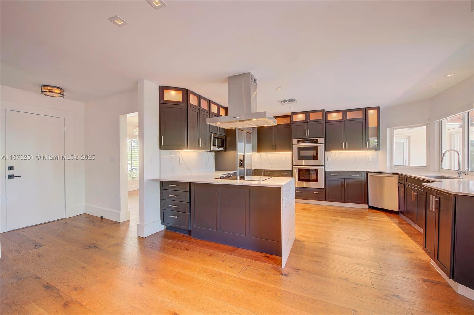 LANDINGS FIRST SEC - Residential Lease