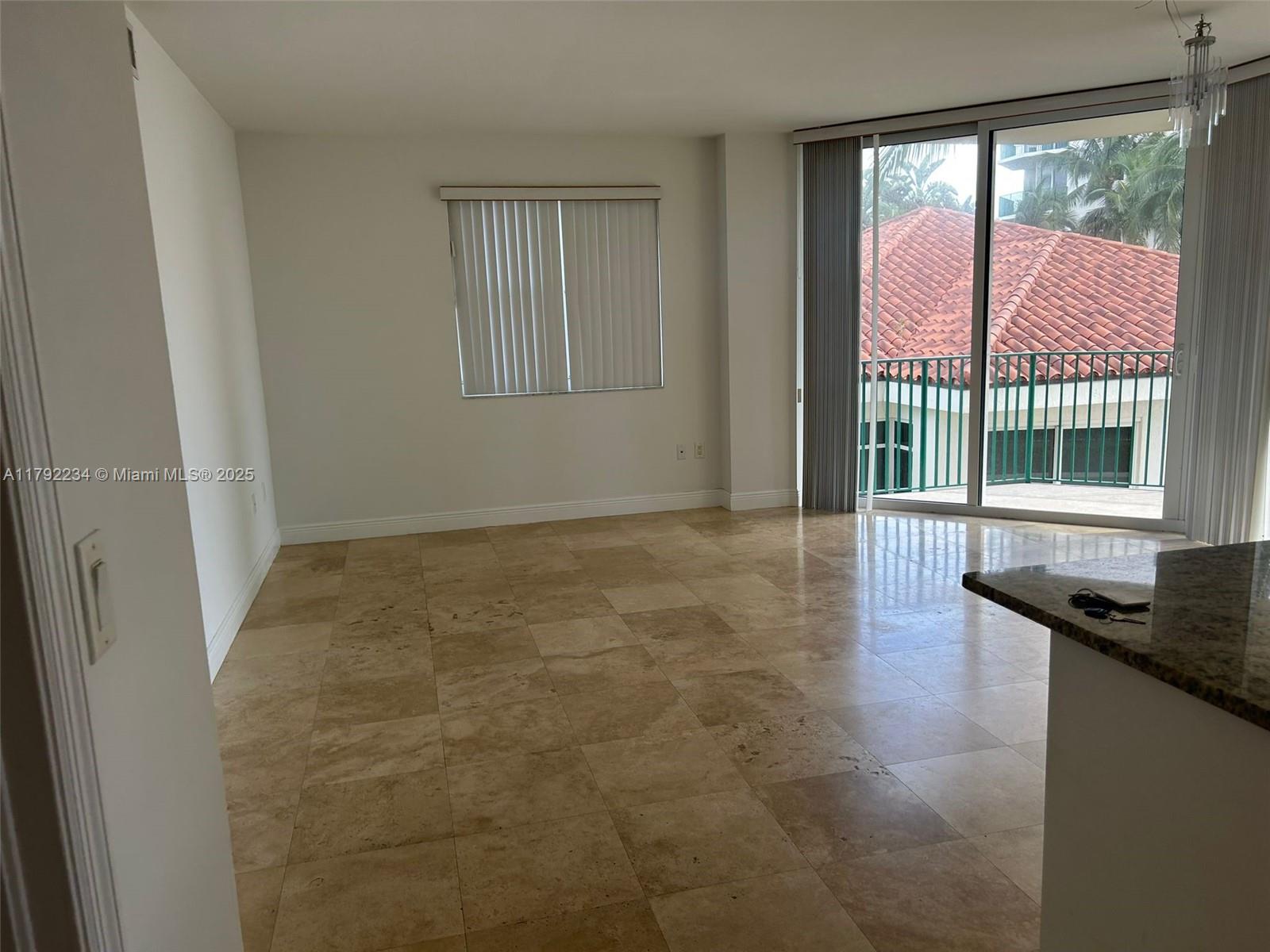 TURNBERRY VILLAGE SO TOWE - Residential