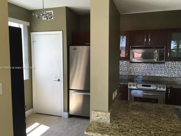 TURNBERRY VILLAGE SO TOWE - Residential