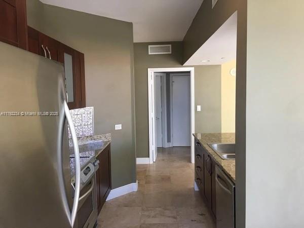TURNBERRY VILLAGE SO TOWE - Residential