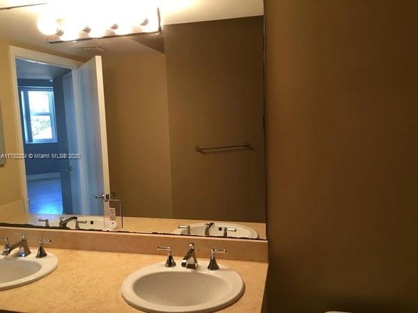 TURNBERRY VILLAGE SO TOWE - Residential
