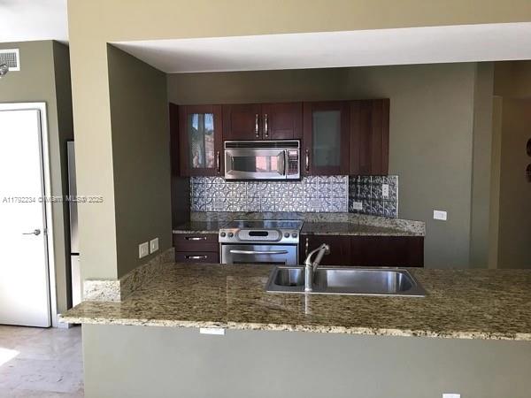 TURNBERRY VILLAGE SO TOWE - Residential