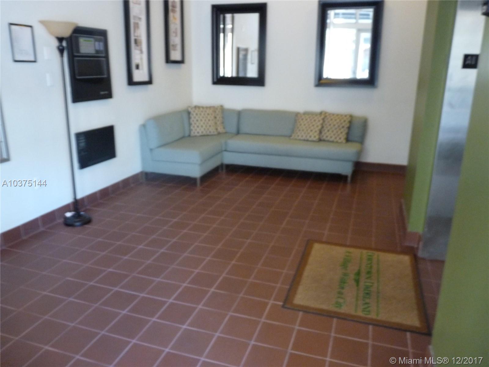 DOWNTOWN DADELAND CONDO N - Residential Lease