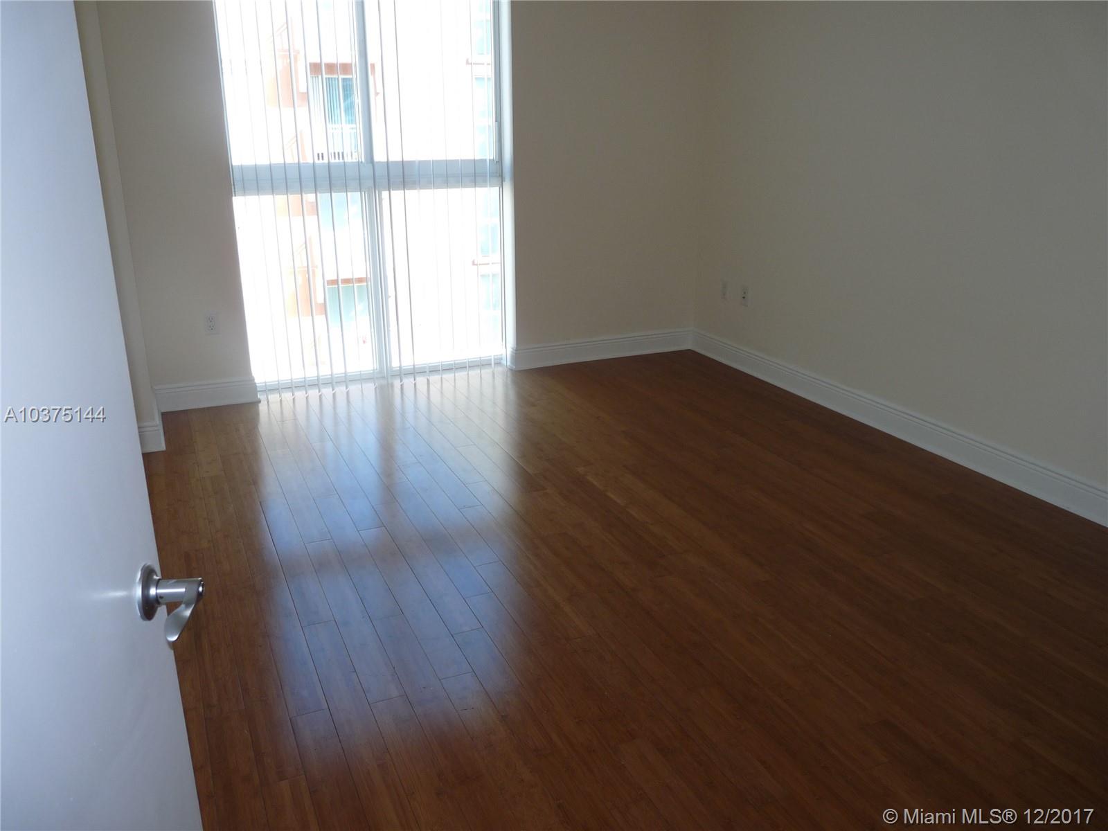 DOWNTOWN DADELAND CONDO N - Residential Lease