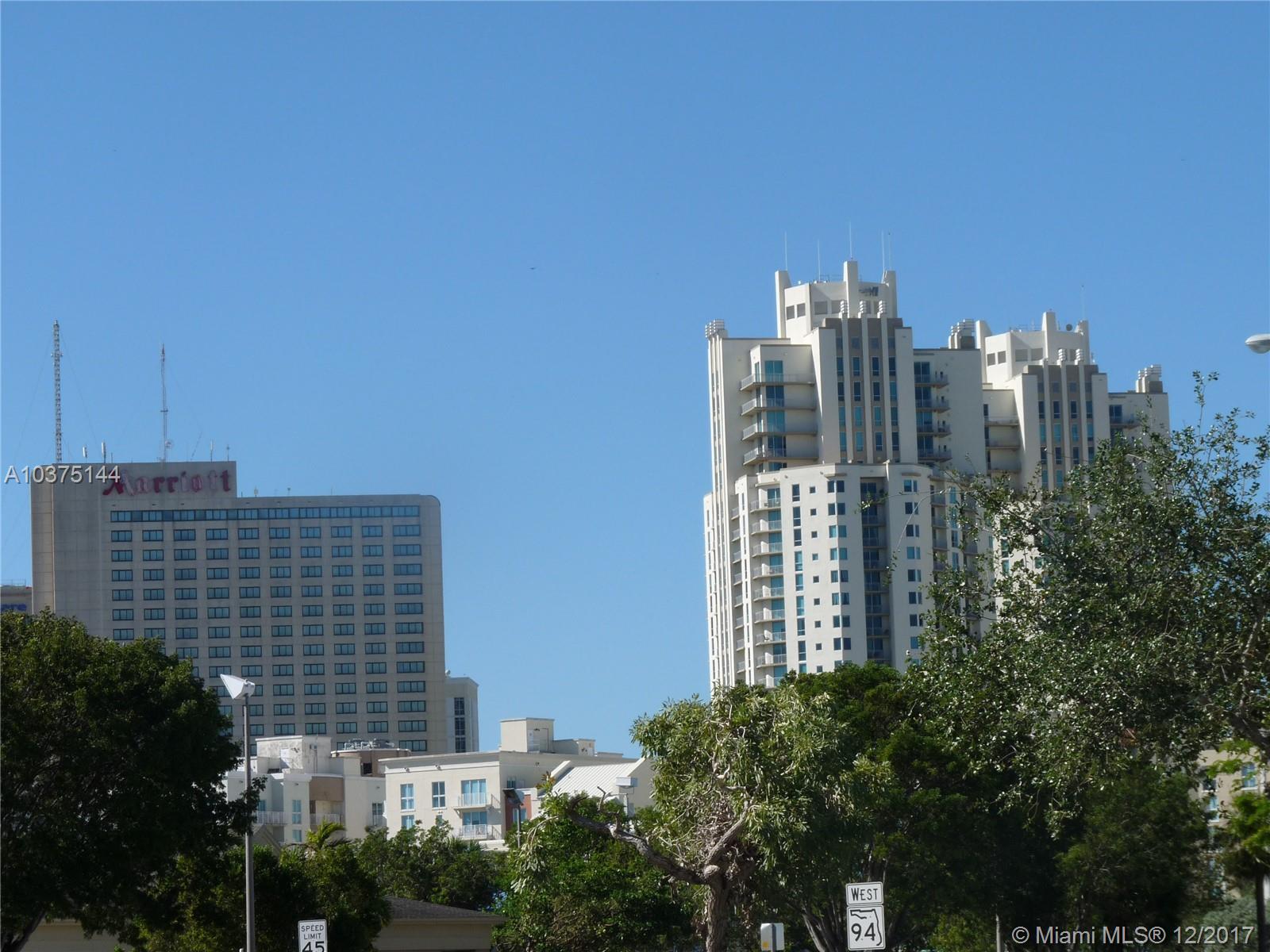 DOWNTOWN DADELAND CONDO N - Residential Lease