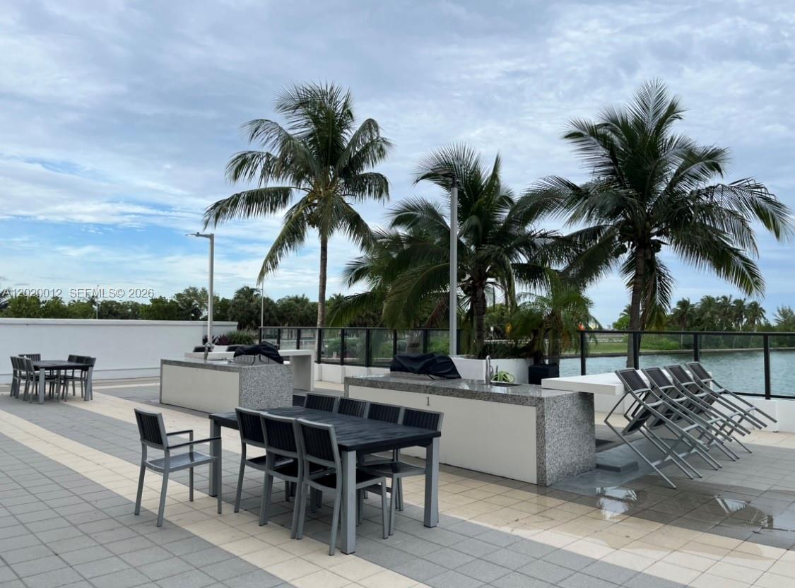CHARTER CLUB CONDO - Residential