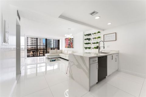 600 NE 36th St 1111 Miami FL 33137