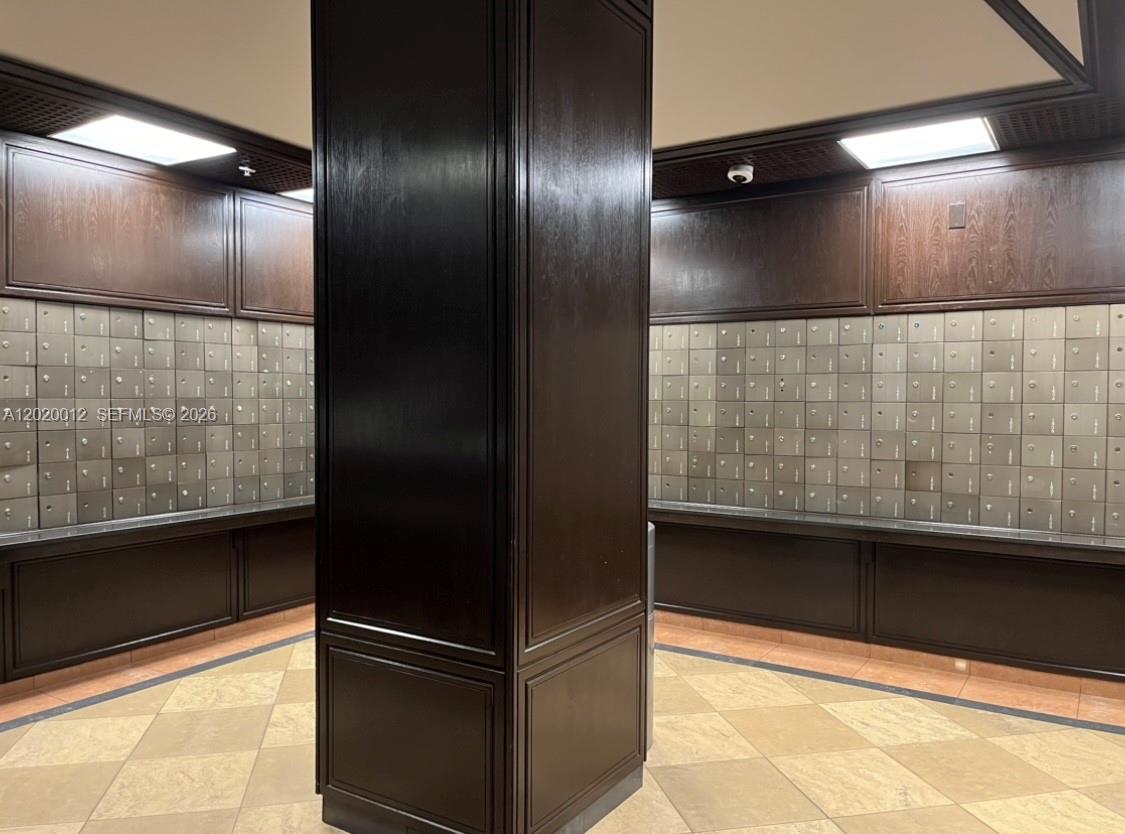 CHARTER CLUB CONDO - Residential