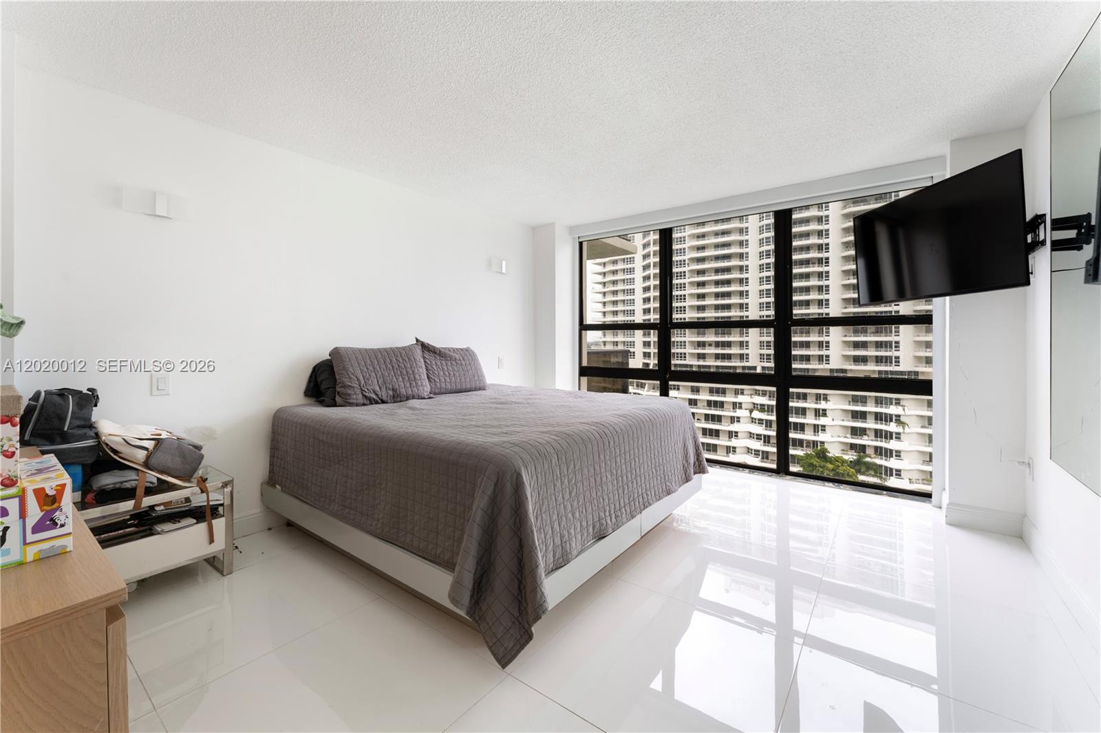 CHARTER CLUB CONDO - Residential