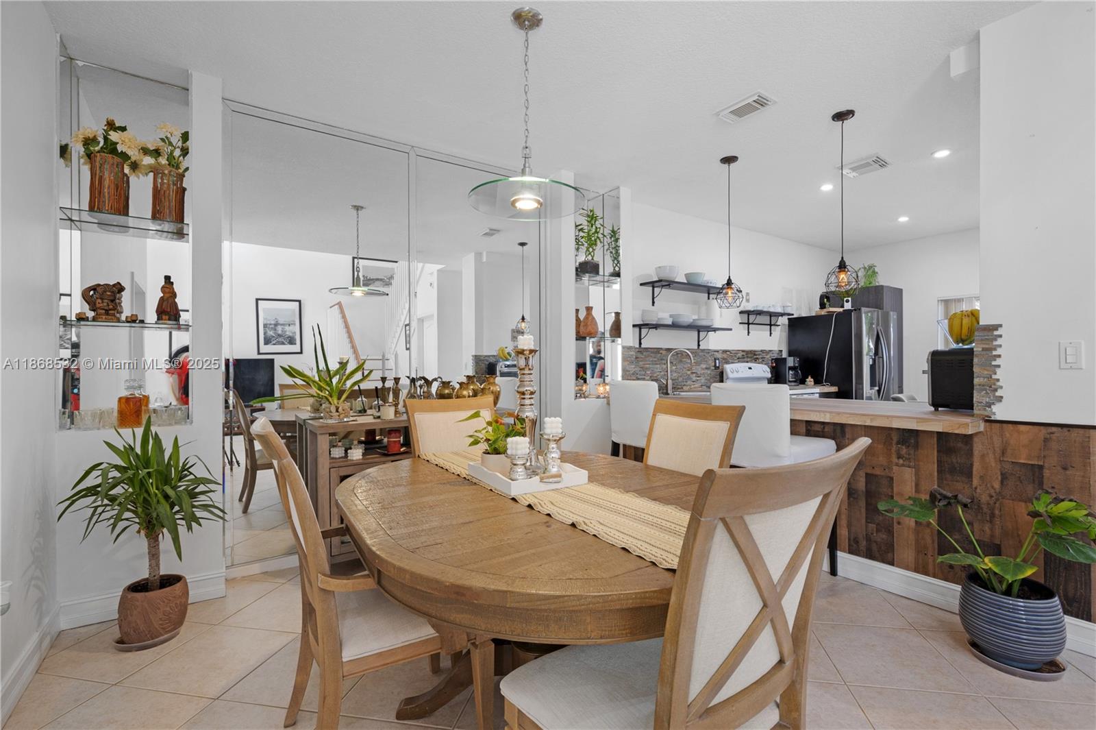 REPLAT OF PORTION OF M P - Residential