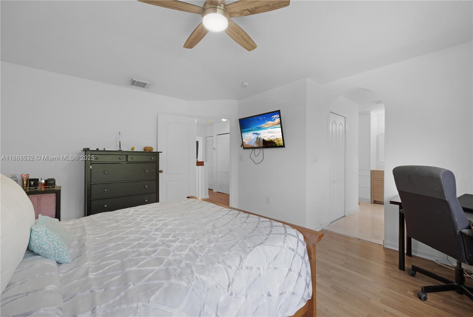 REPLAT OF PORTION OF M P - Residential