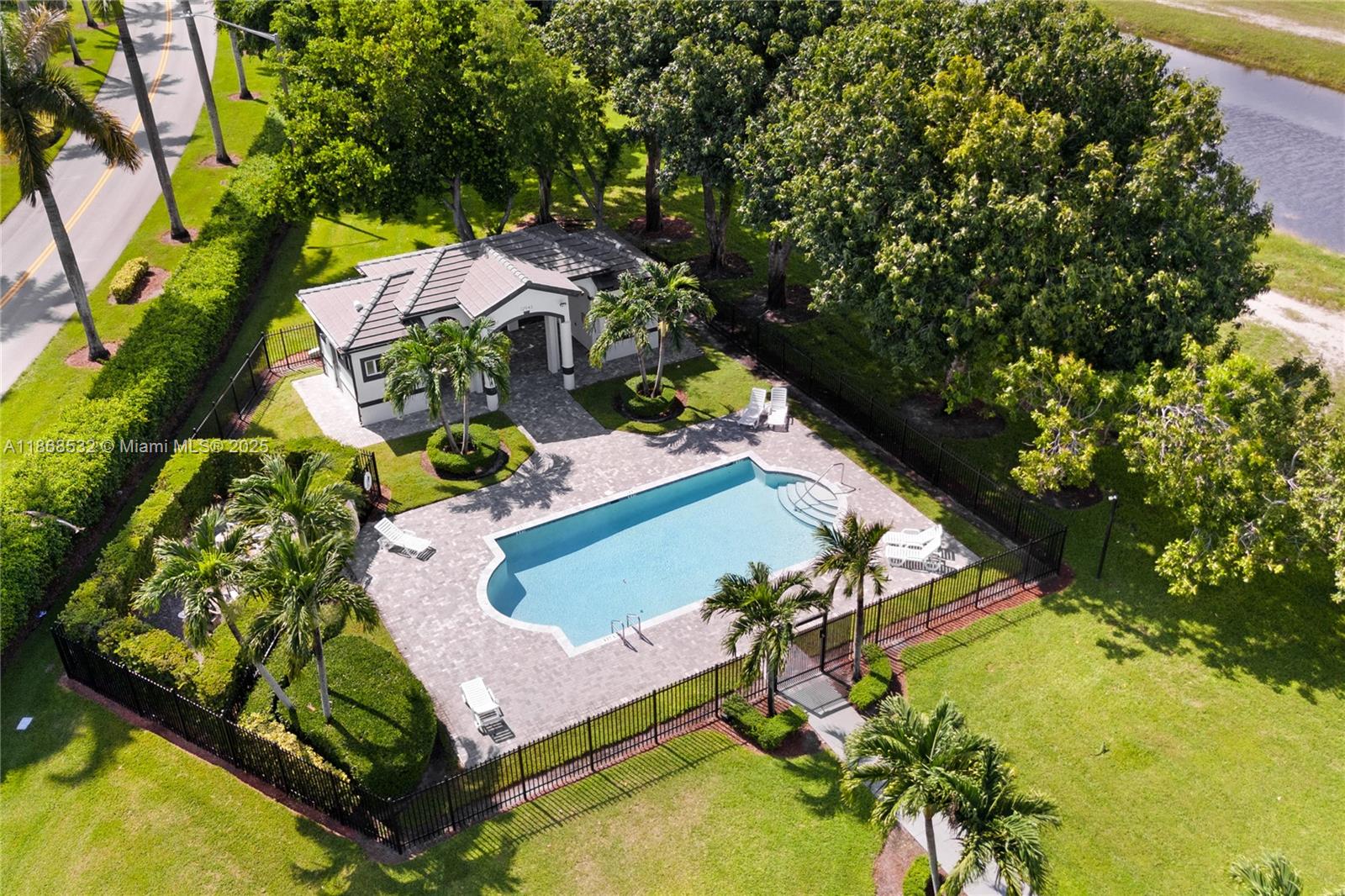 REPLAT OF PORTION OF M P - Residential