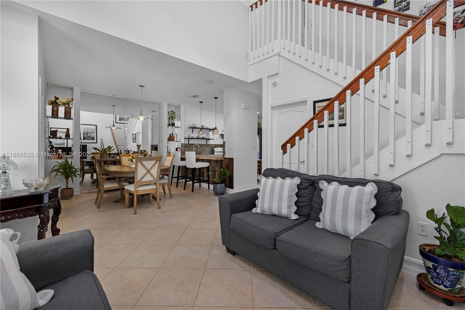 REPLAT OF PORTION OF M P - Residential