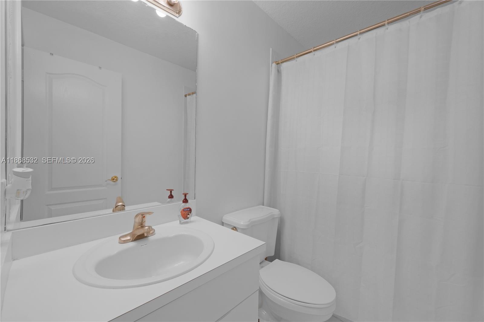 REPLAT OF PORTION OF M P - Residential