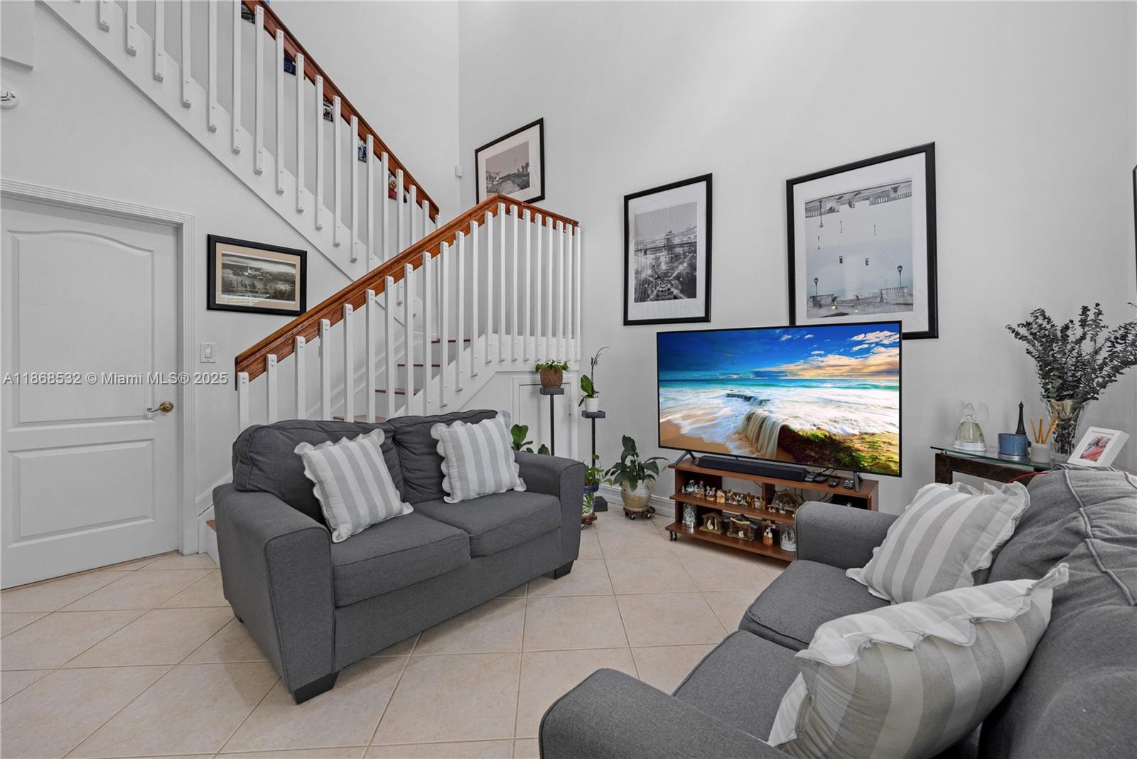 REPLAT OF PORTION OF M P - Residential