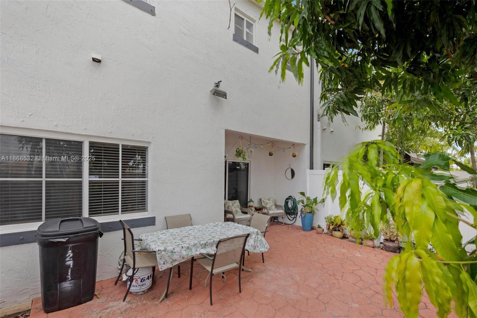 REPLAT OF PORTION OF M P - Residential