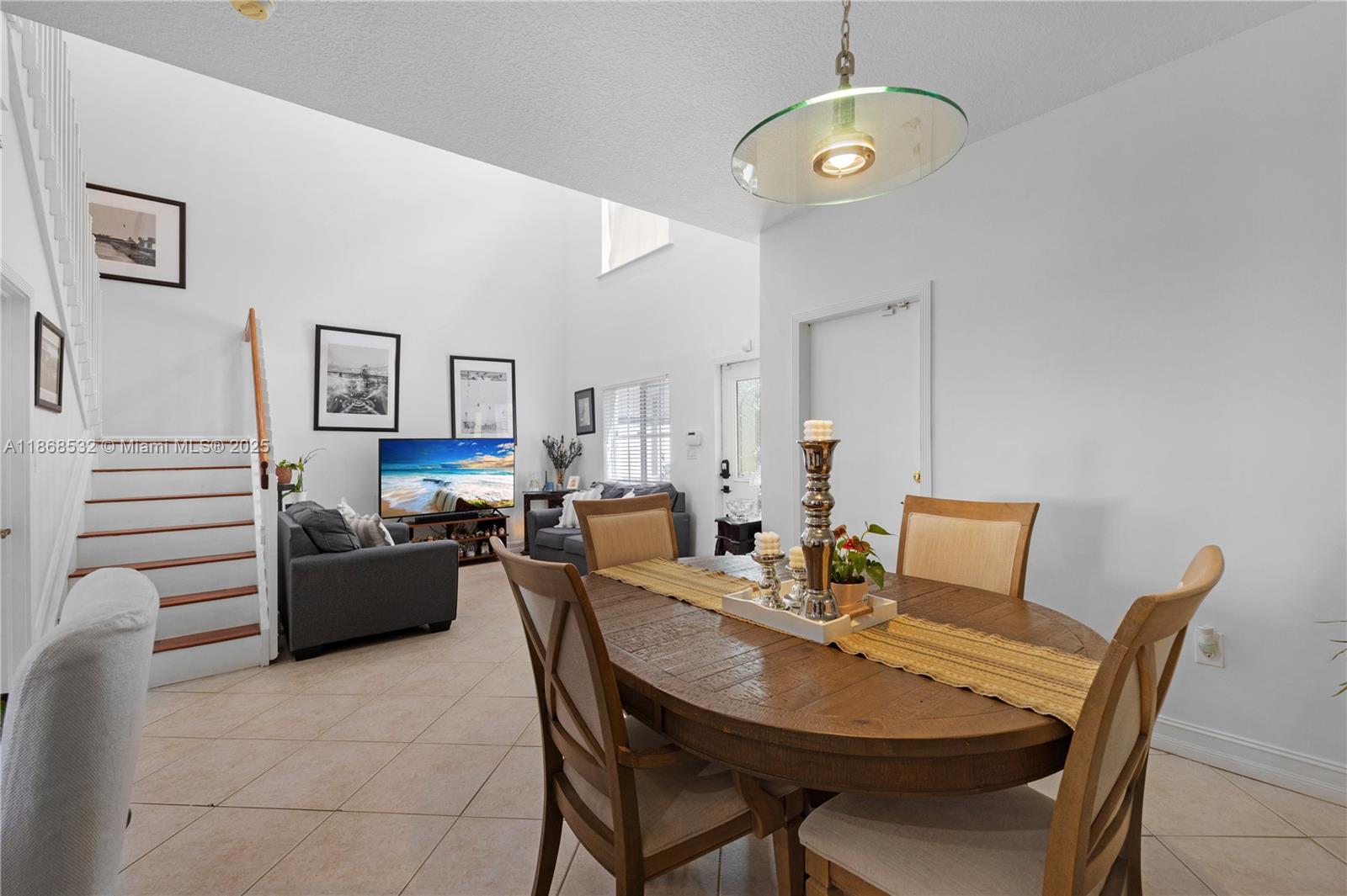 REPLAT OF PORTION OF M P - Residential