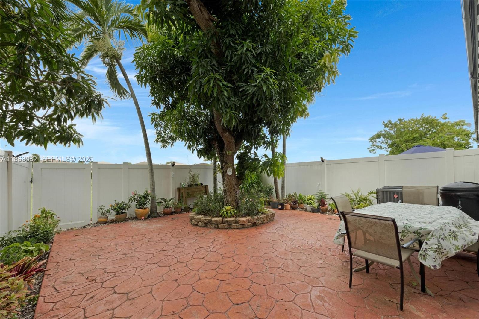 REPLAT OF PORTION OF M P - Residential