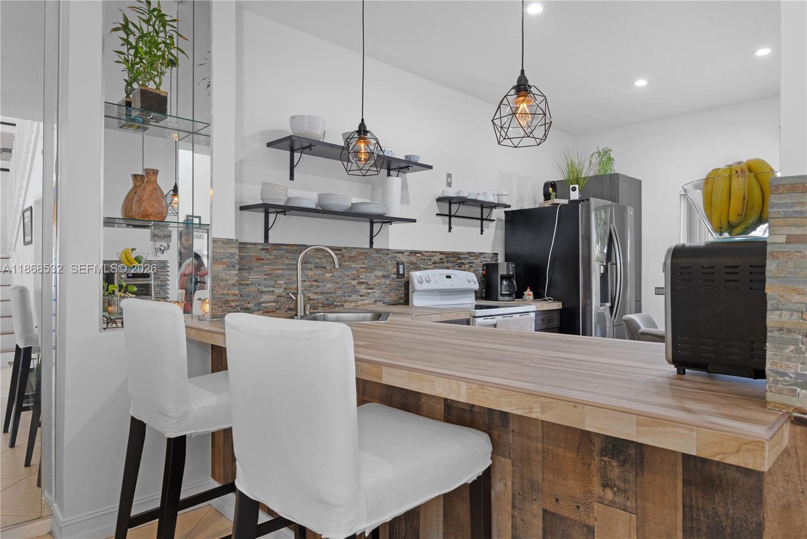 REPLAT OF PORTION OF M P - Residential