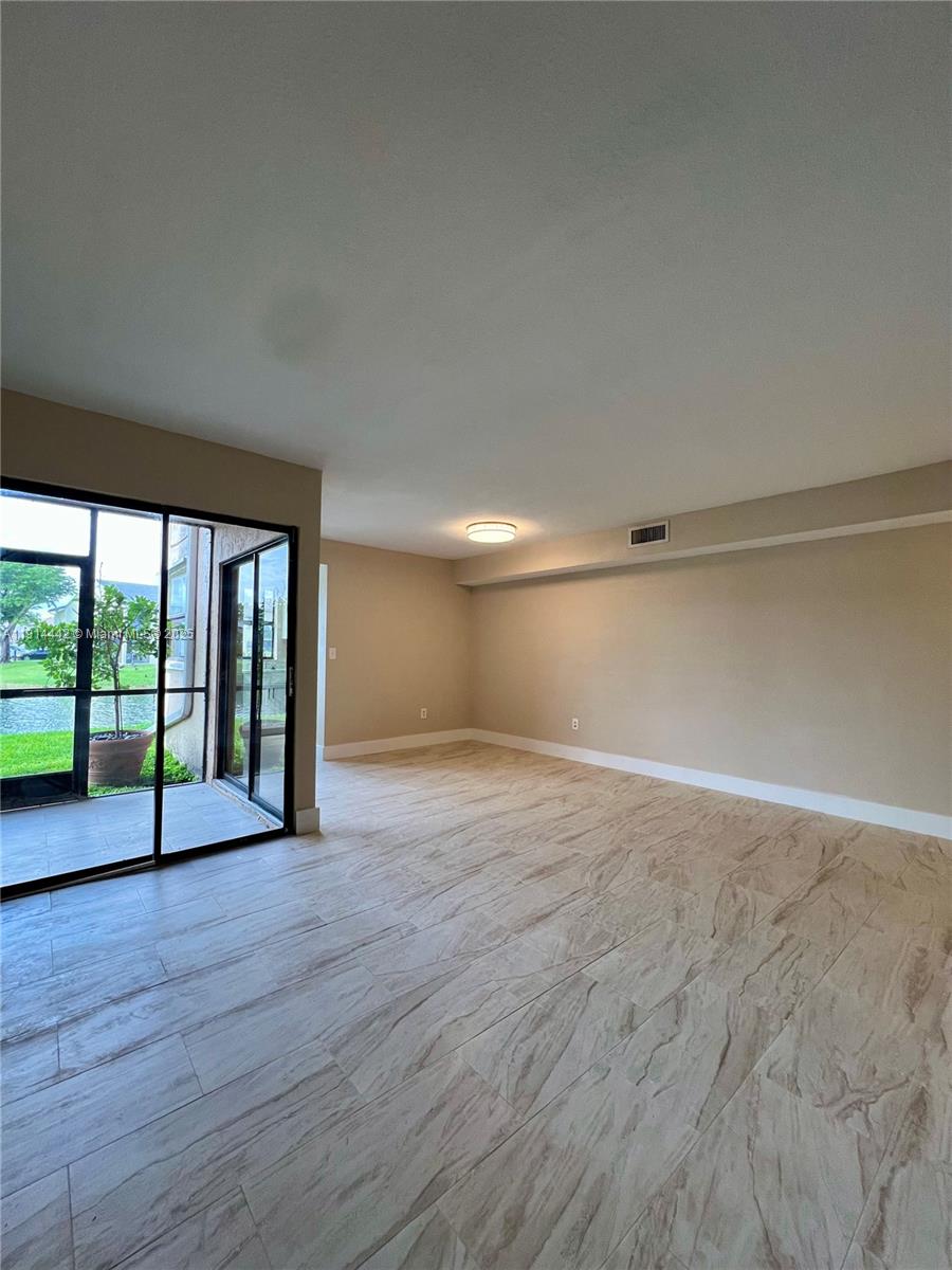 LAKESHORE CONDO I - Residential Lease