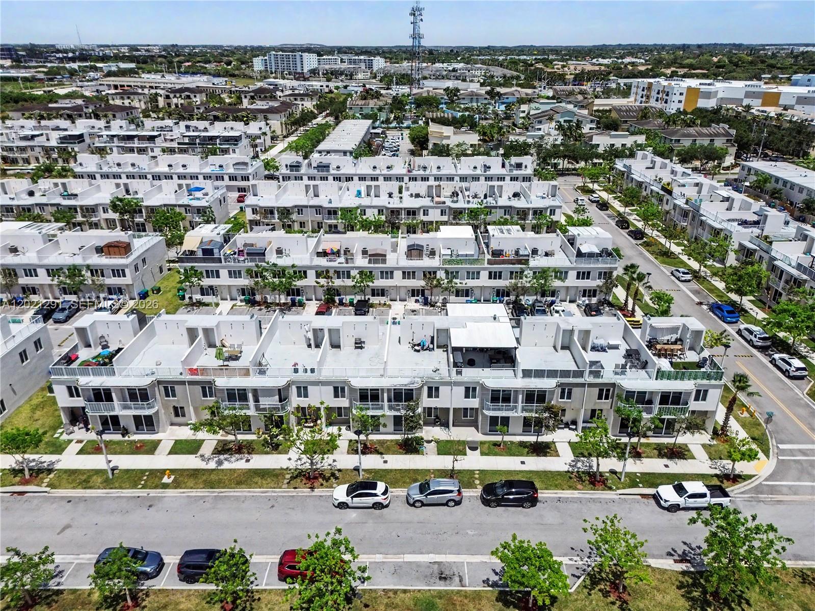 PARADISE ONE - Residential