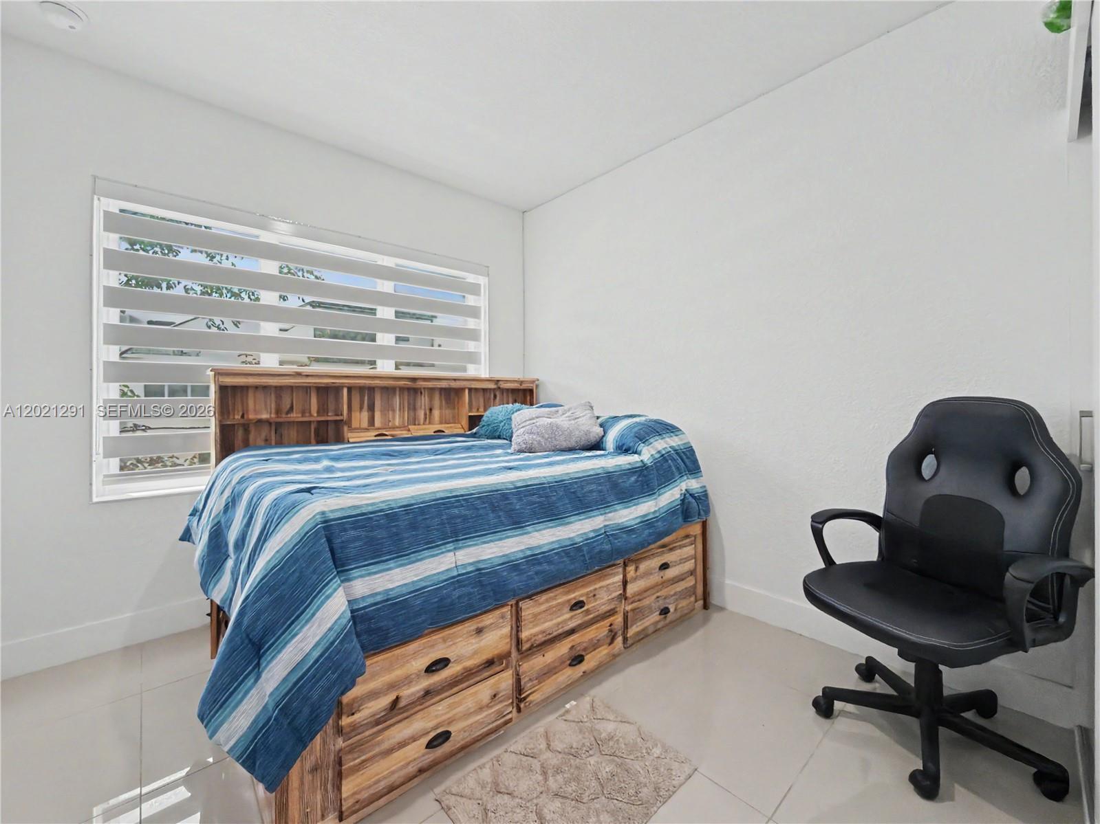 PARADISE ONE - Residential