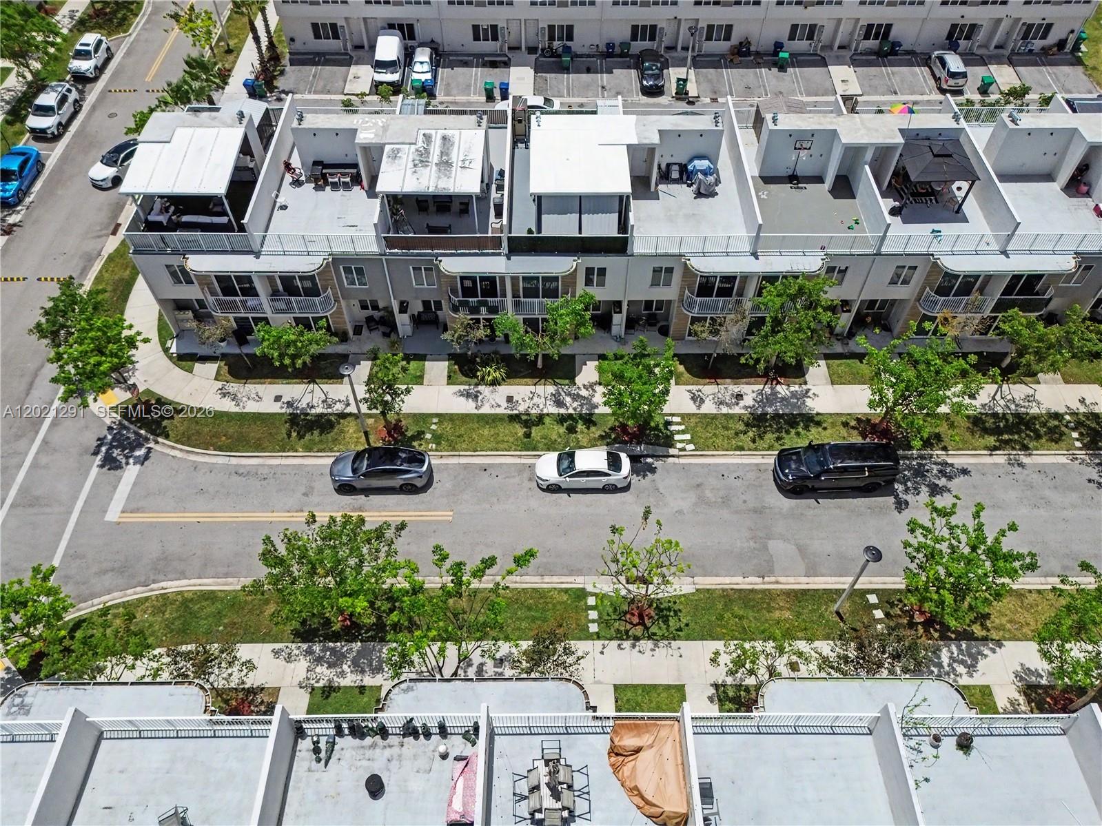 PARADISE ONE - Residential