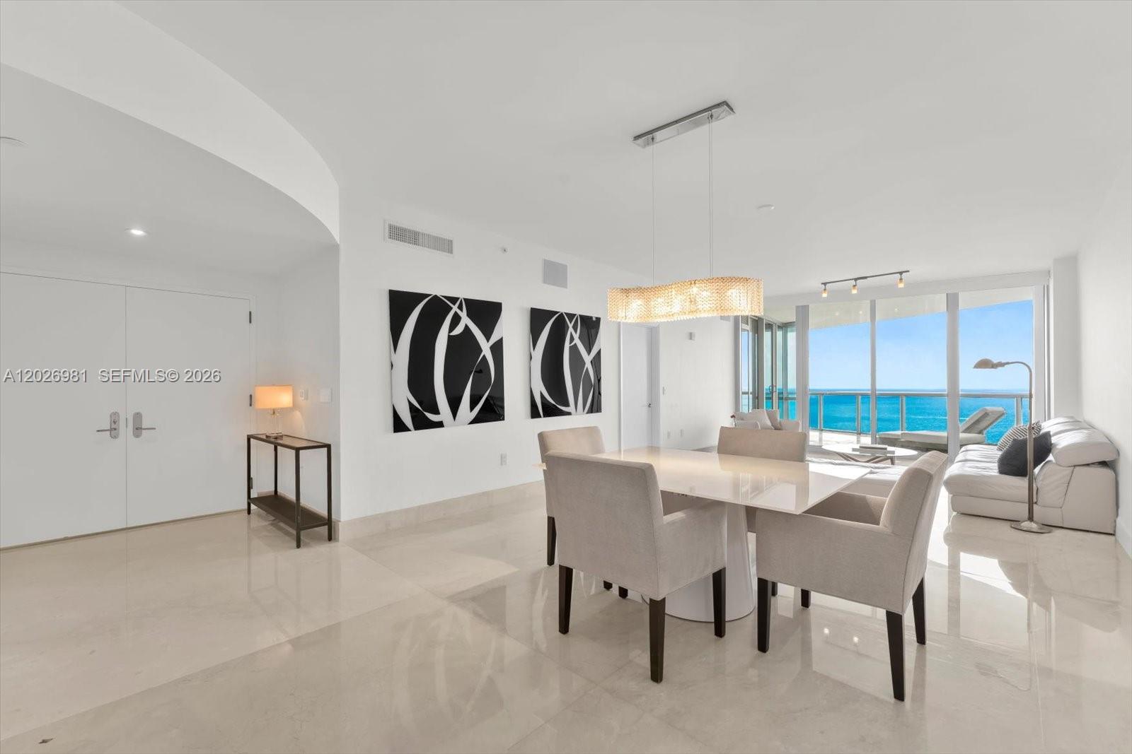 17121 Collins Ave 3905