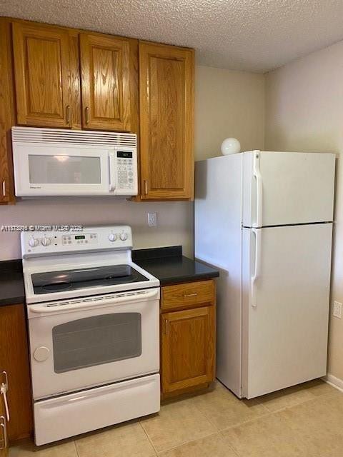 ST ANDREWS PALM BEACH CON - Residential Lease