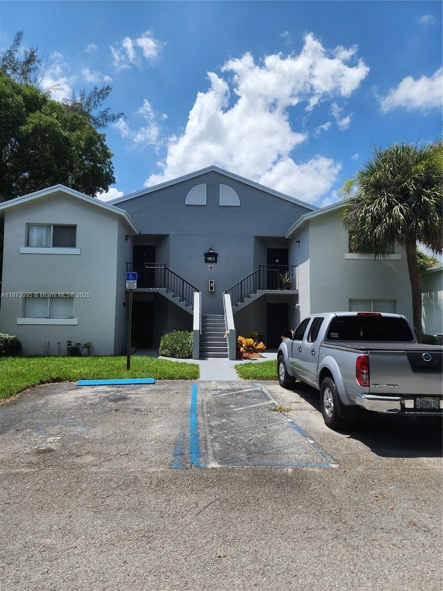 Cozy and bright, 3 bed, 2 bath, substantially renovated Villa on a canal, in resort style community of St. Andrews Palm Beach. Wood flooring in Living Room and tile in kitchen and bathrooms. The property overlooks the canal and lush greenery. One can enjoy nature views and beautiful scenery from patio. There are 3 Clubhouses which offer many amenities including pools and exercise rooms. No washer-dryer in the unit. Laundry Room is within walking distance. Well-maintained and quiet community of St. Andrews is centrally located and minutes to schools, shopping and main highways Available 10/1