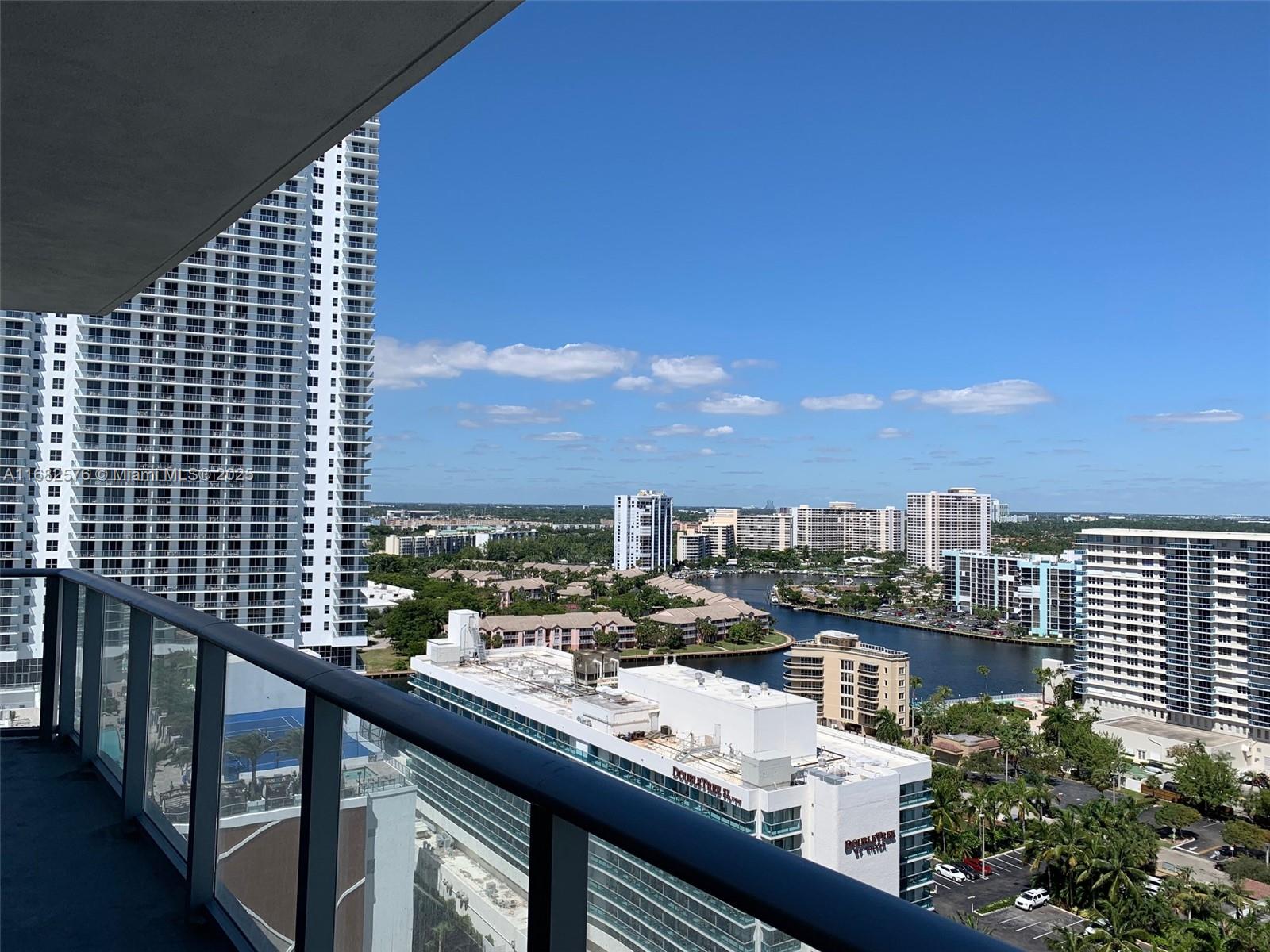 4111 S Ocean Dr 1512