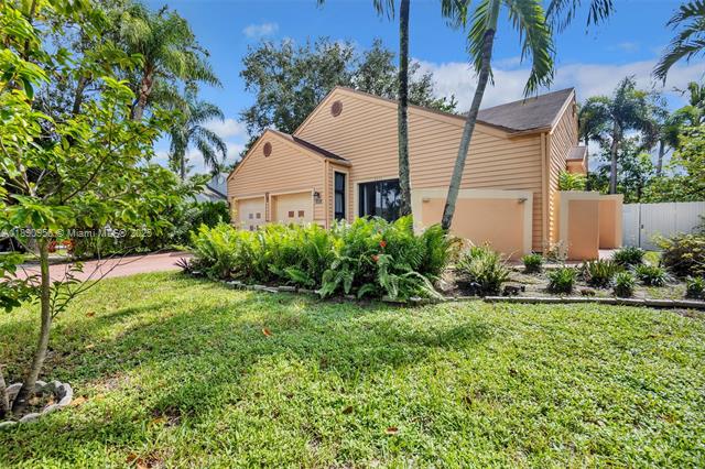 CINNAMON PLACE II - Residential