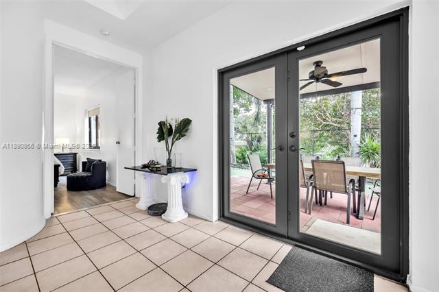 CINNAMON PLACE II - Residential