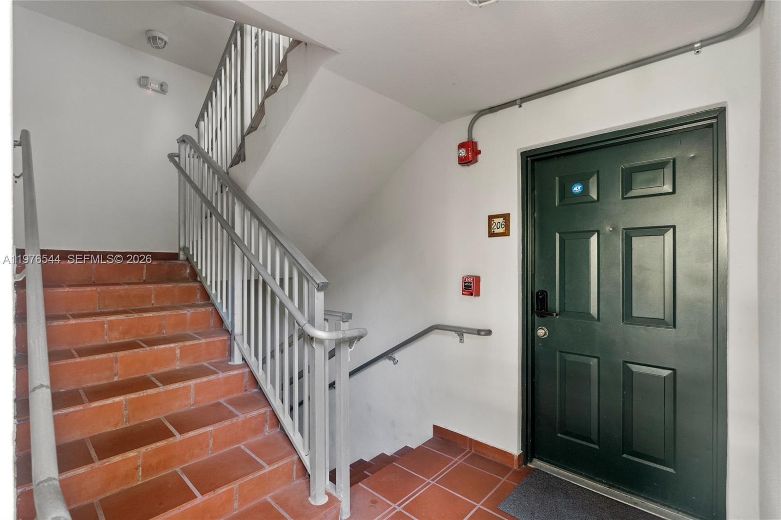 MAGNOLIA CONDO - Residential Lease