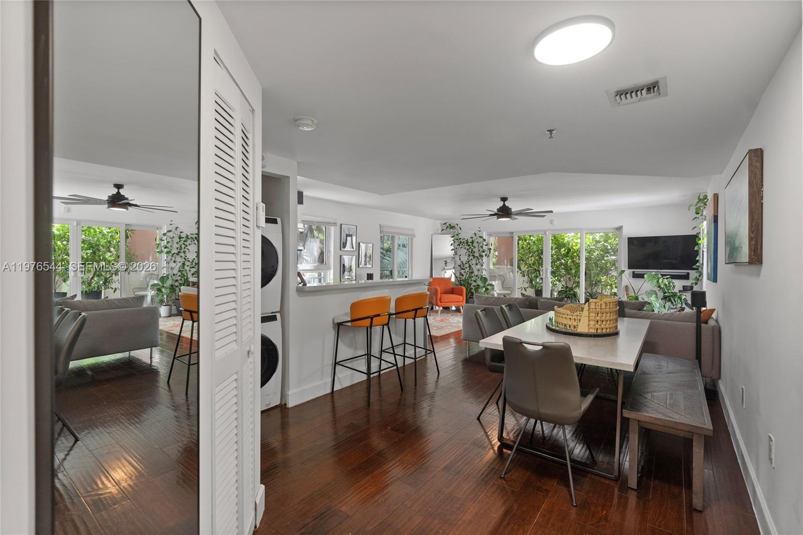 MAGNOLIA CONDO - Residential Lease